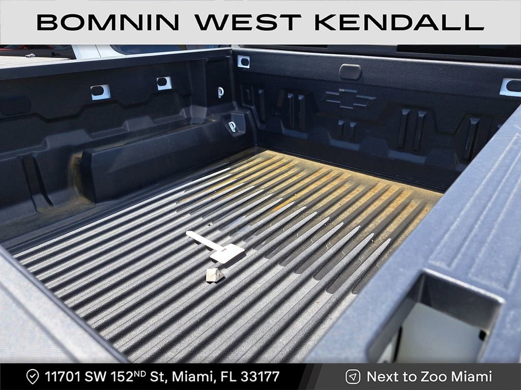 Used 2024 Chevrolet Colorado LT w/ LT Convenience Package image 5