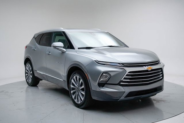 Used 2023 Chevrolet Blazer Premier w/ Driver Confidence II Package image 11