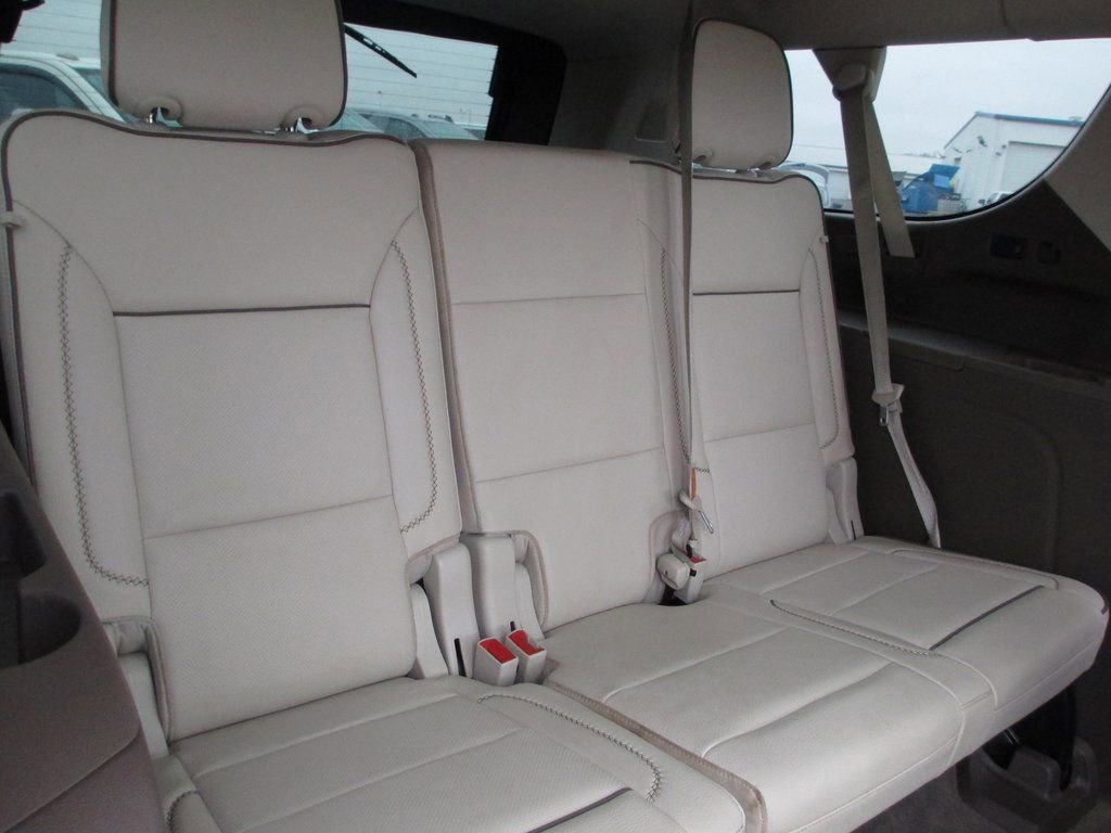 Used 2021 GMC Yukon XL Denali w/ Denali Premium Package image 26