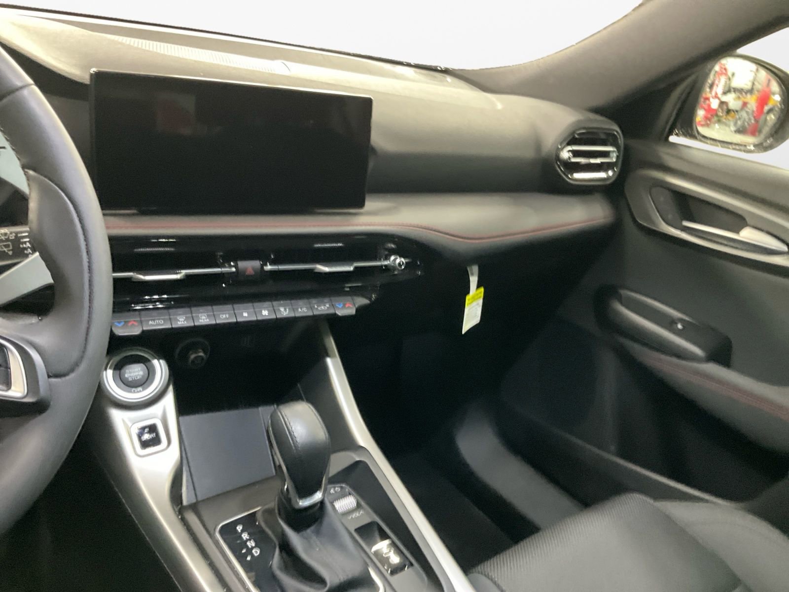Used 2024 Dodge Hornet R/T image 10