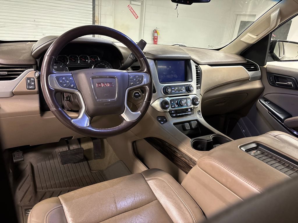 Used 2017 GMC Yukon SLT w/ Open Road Package image 29