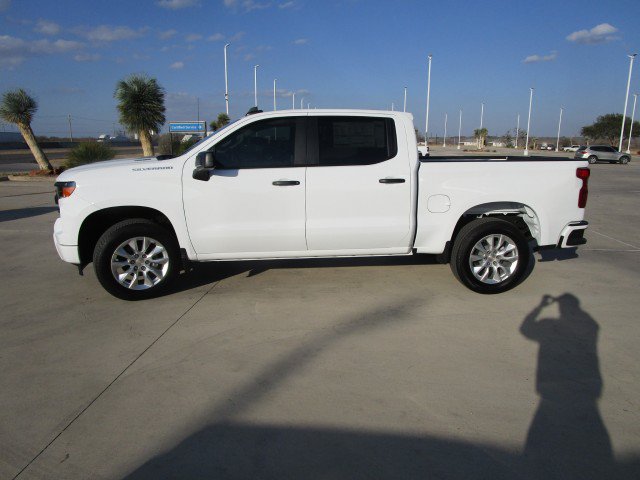 New 2026 Chevrolet Silverado 1500 Custom RWD image 4