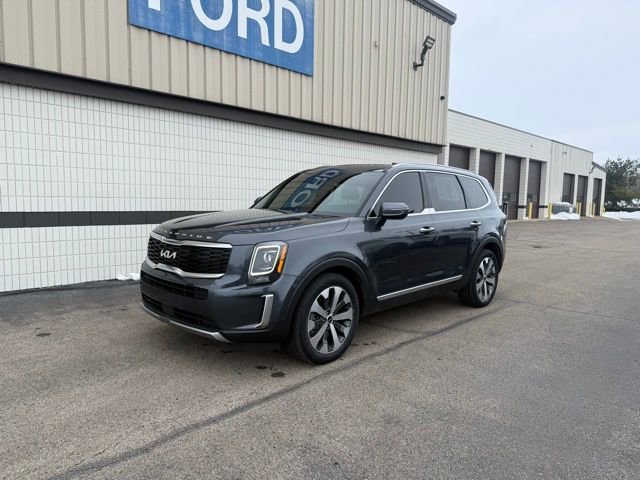 Used 2022 Kia Telluride S image 1