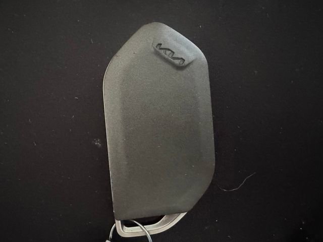 Used 2025 Kia Telluride S image 42