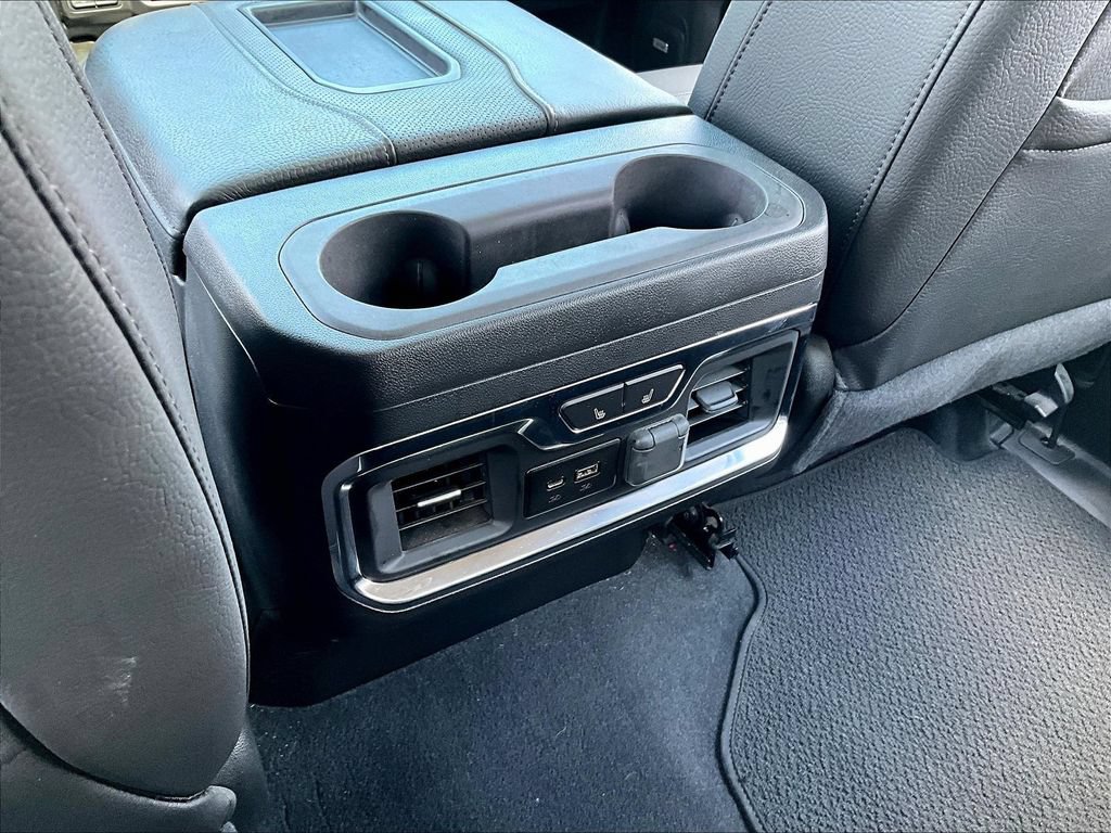 Used 2022 GMC Sierra 3500 Denali w/ Denali Ultimate Package AWD/4WD image 13