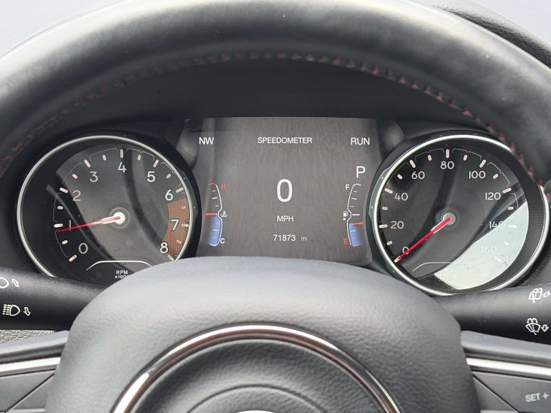 Used 2018 Jeep Compass Trailhawk w/ Leather Interior Group AWD/4WD image 19