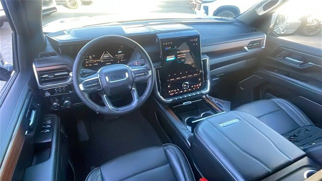 Used 2025 GMC Yukon XL Denali image 14