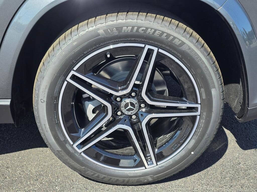 New 2026 Mercedes-Benz GLS 450 4MATIC image 21