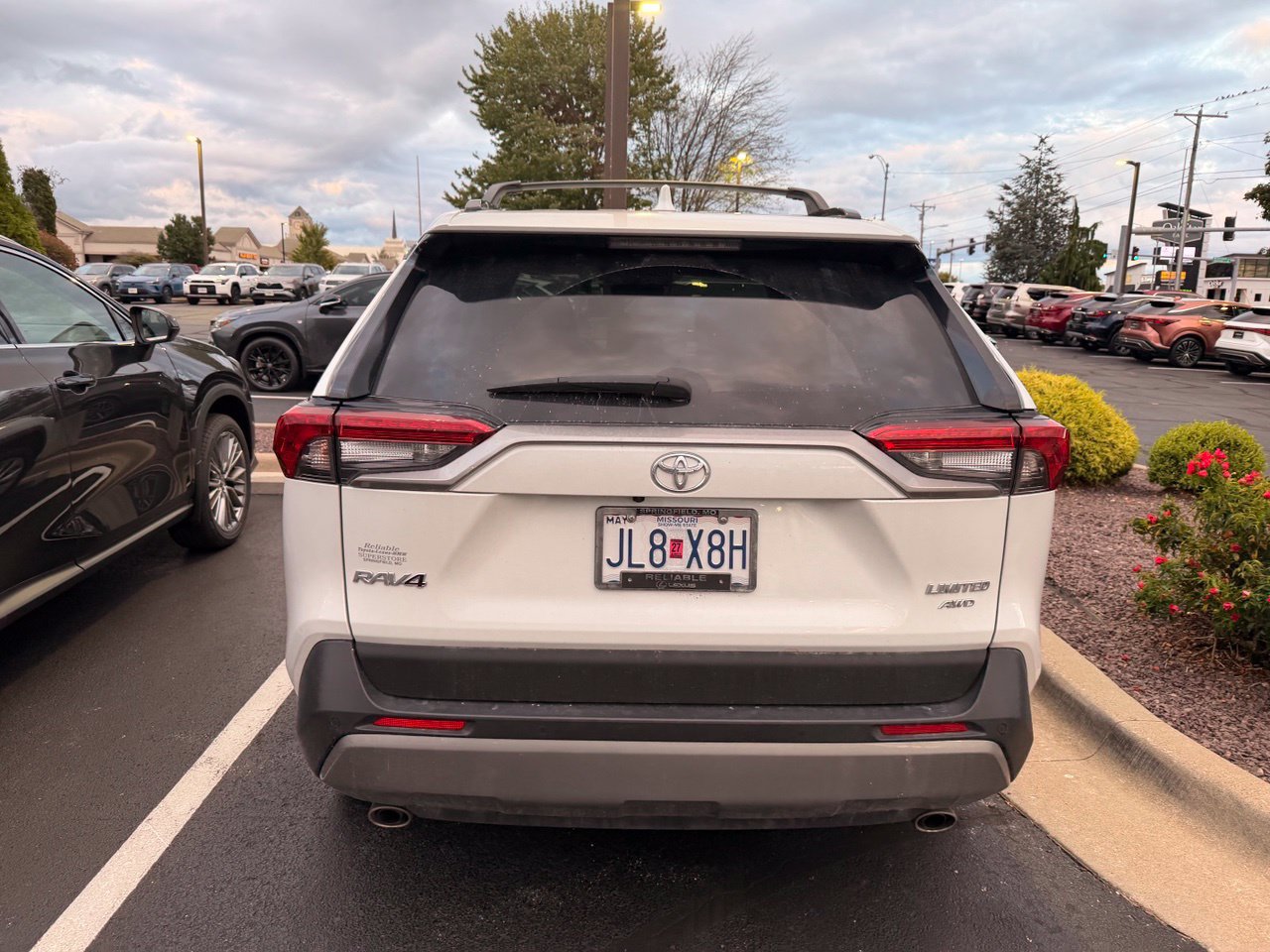 Used 2025 Toyota RAV4 Limited w/ Weather Package AWD/4WD image 4
