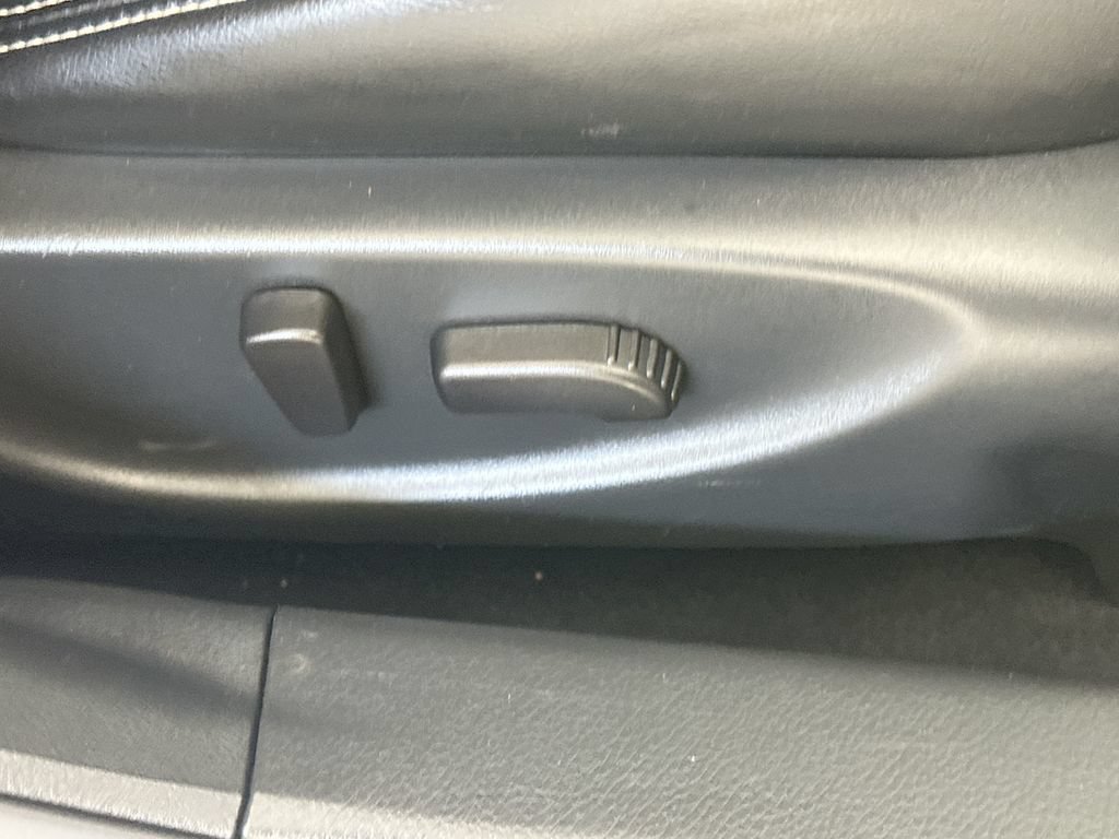 Used 2023 Nissan Maxima SV w/ Floor Mat Group FWD image 22