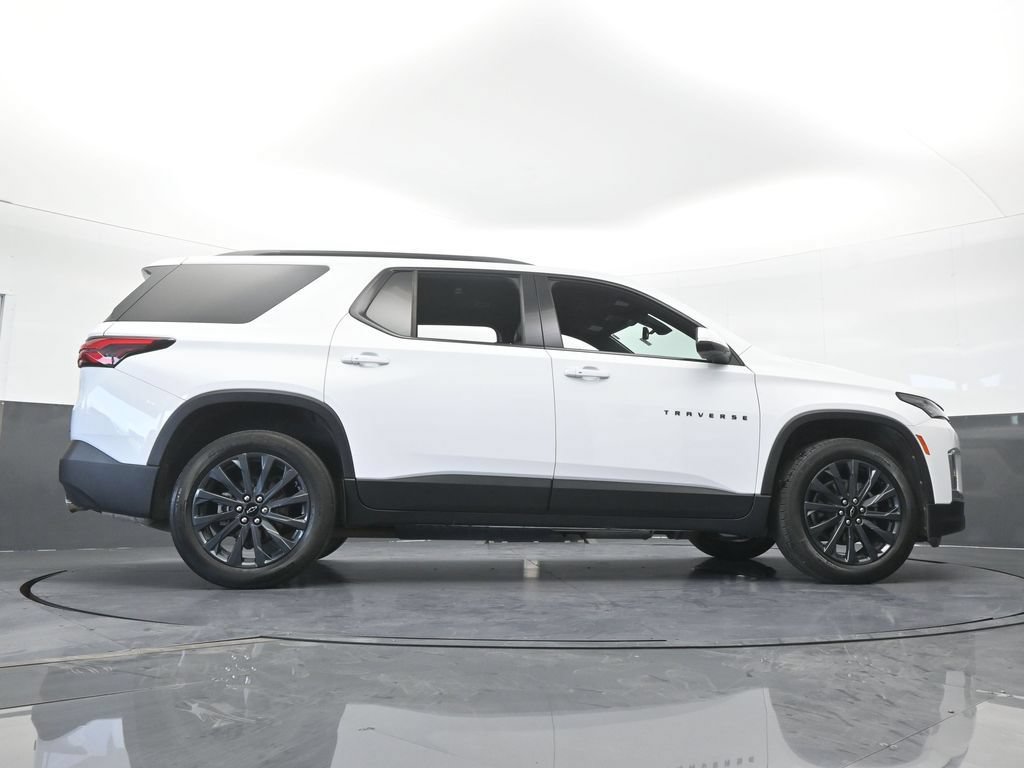 Used 2023 Chevrolet Traverse RS FWD image 71
