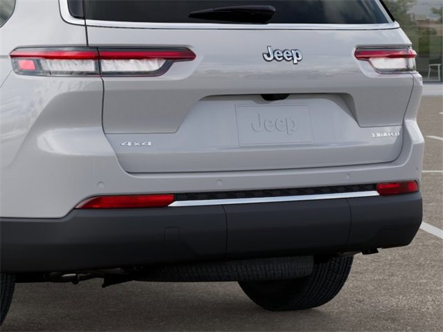 New 2025 Jeep Grand Cherokee L Limited w/ Trailer Tow Package image 13