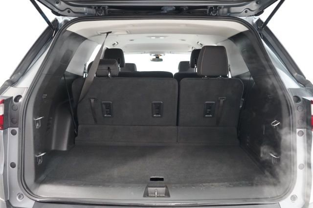 Used 2018 Chevrolet Traverse LS image 32