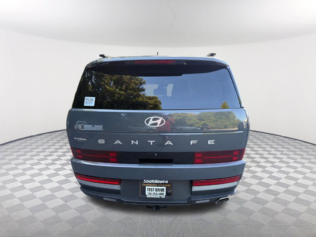 Used 2024 Hyundai Santa Fe Limited FWD image 6