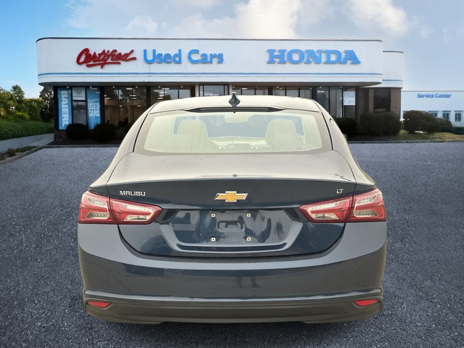 Used 2020 Chevrolet Malibu LT FWD image 4