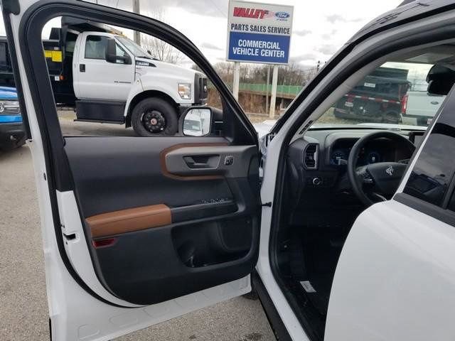 New 2025 Ford Bronco Sport Outer Banks w/ Outer Banks Tech Package+ image 11