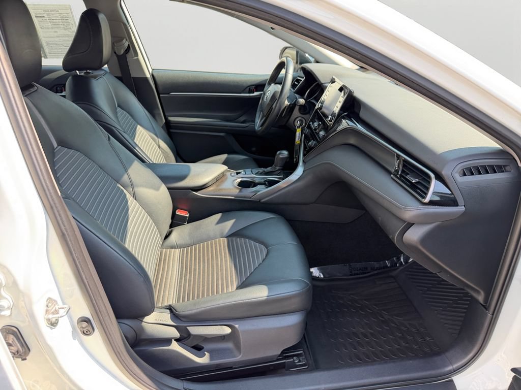 Used 2021 Toyota Camry SE AWD/4WD image 11