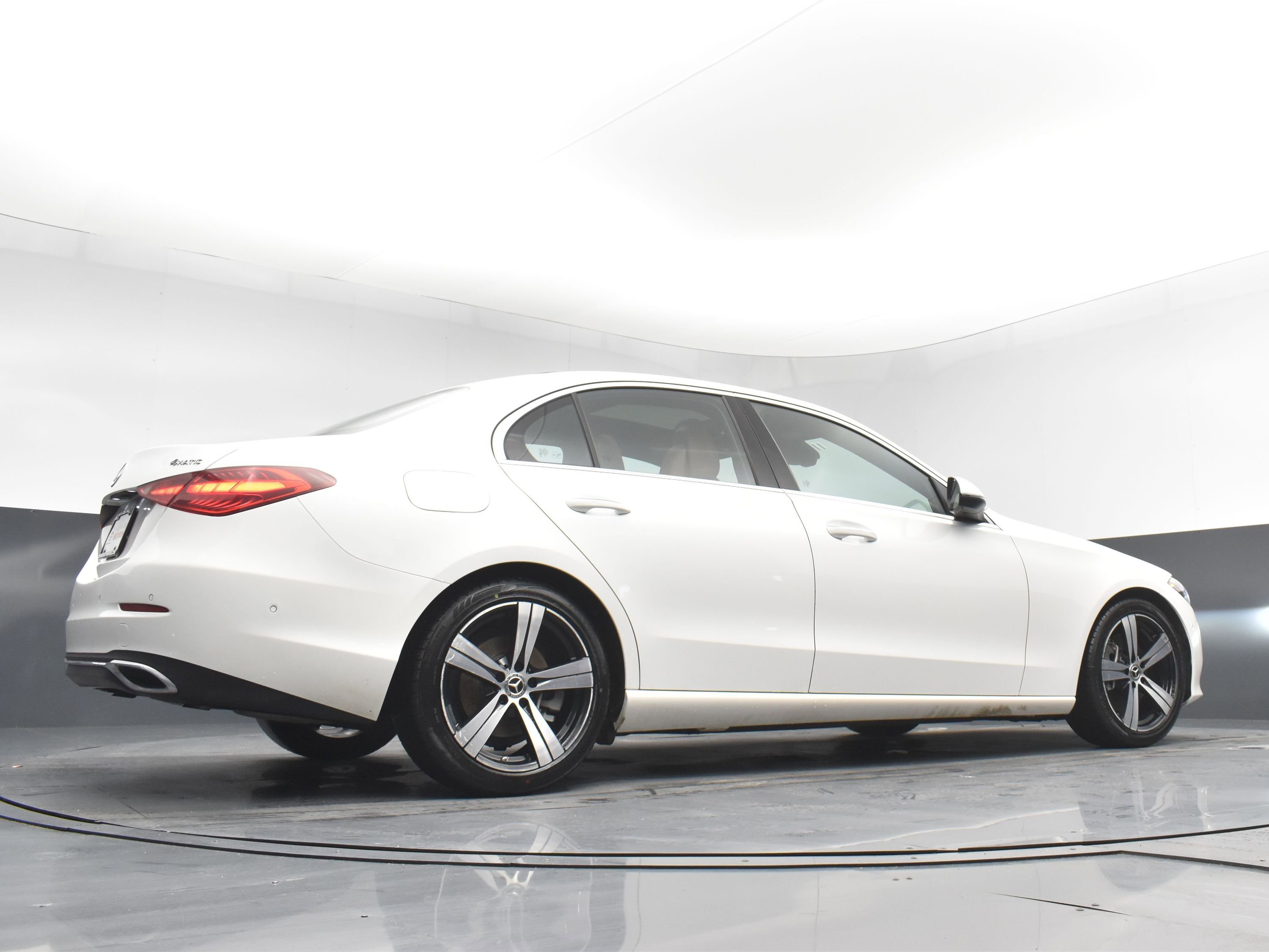 Used 2025 Mercedes-Benz C 300 4MATIC Sedan image 26