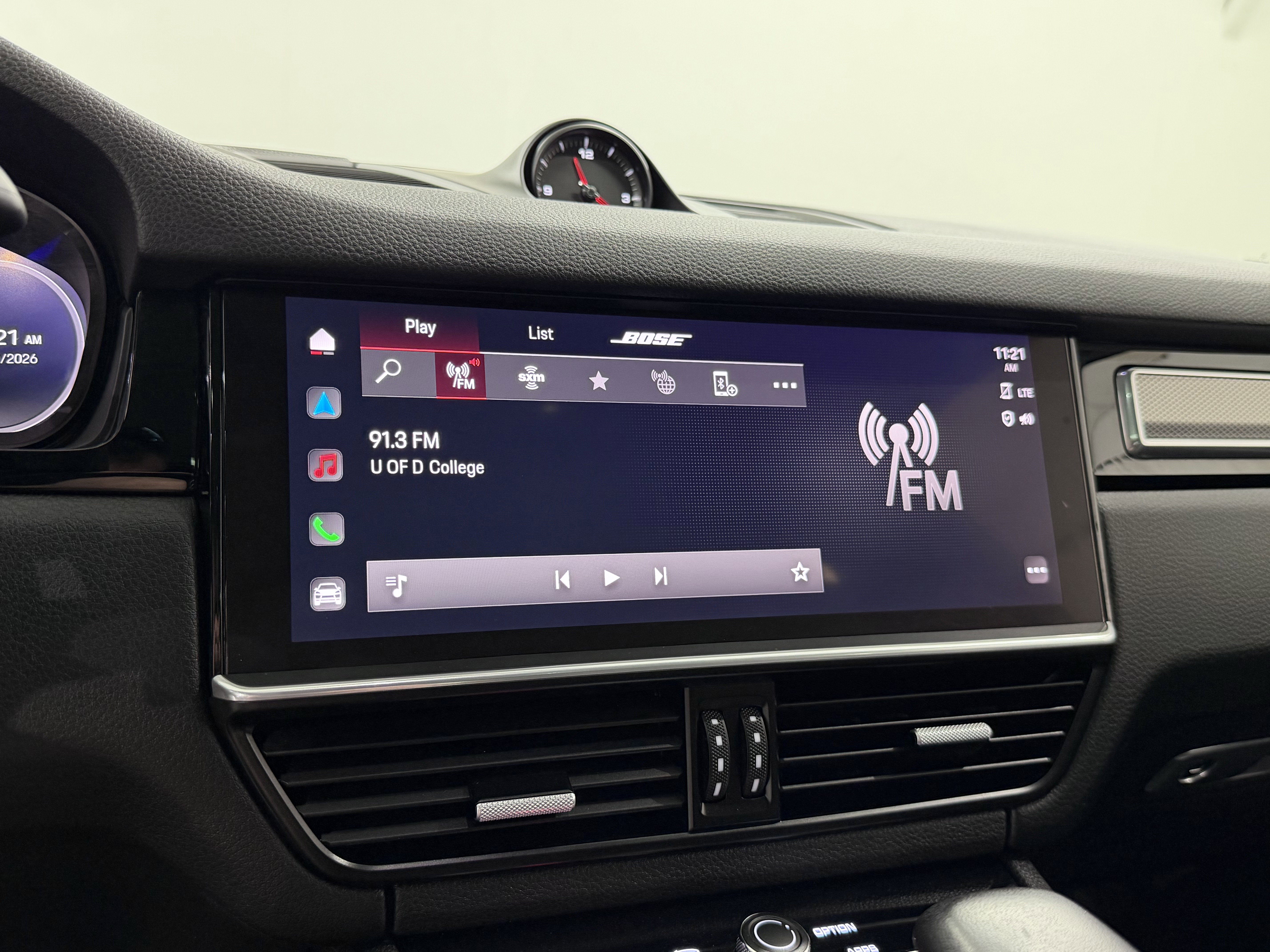 Certified 2022 Porsche Cayenne S image 44