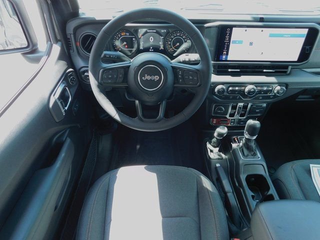 New 2025 Jeep Wrangler Unlimited Rubicon w/ Convenience Group image 14