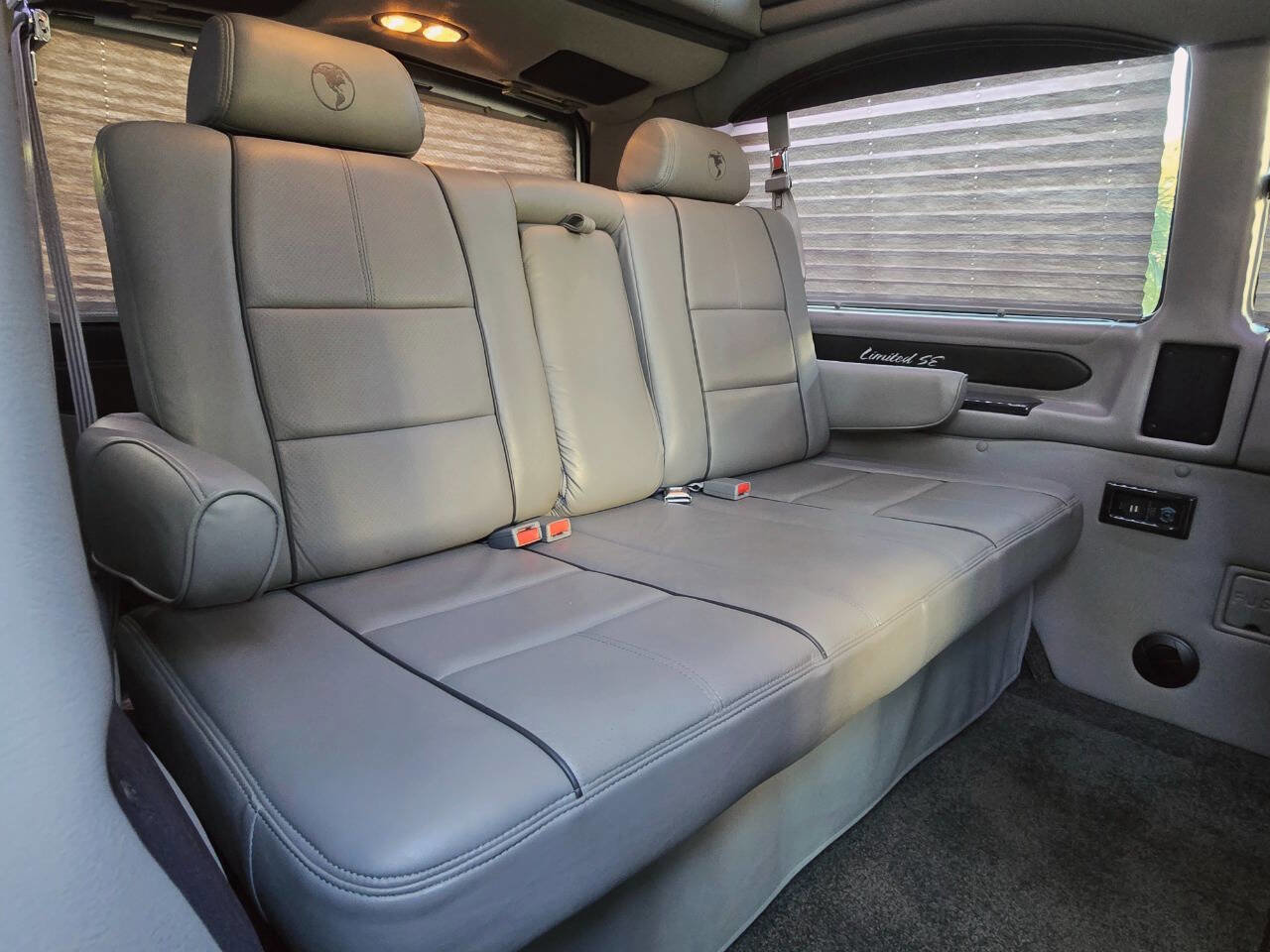 Used 2016 GMC Savana 2500 image 16