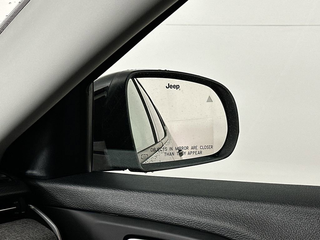 Certified 2022 Jeep Compass Latitude image 27