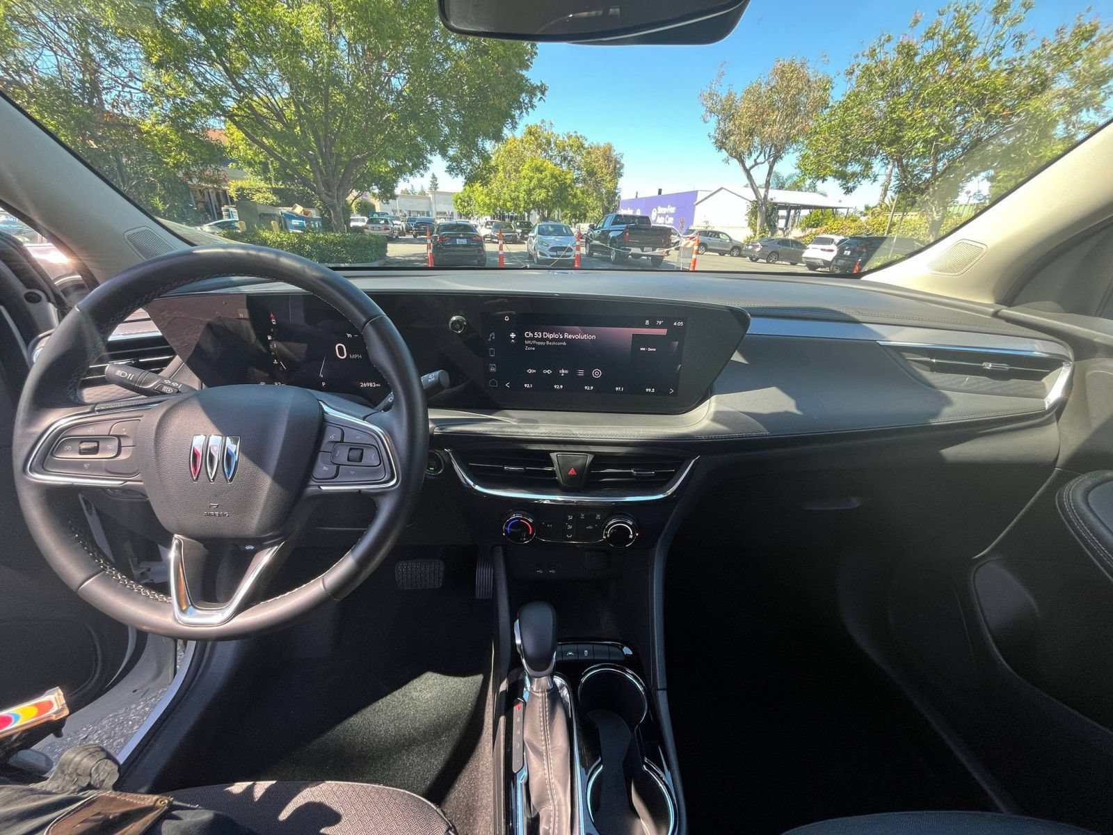Used 2025 Buick Encore GX Preferred FWD image 31