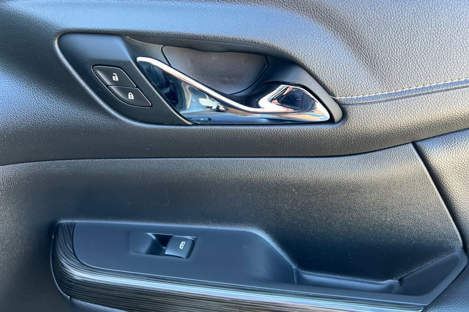 Used 2021 GMC Acadia SLT w/ Technology Package AWD/4WD image 21