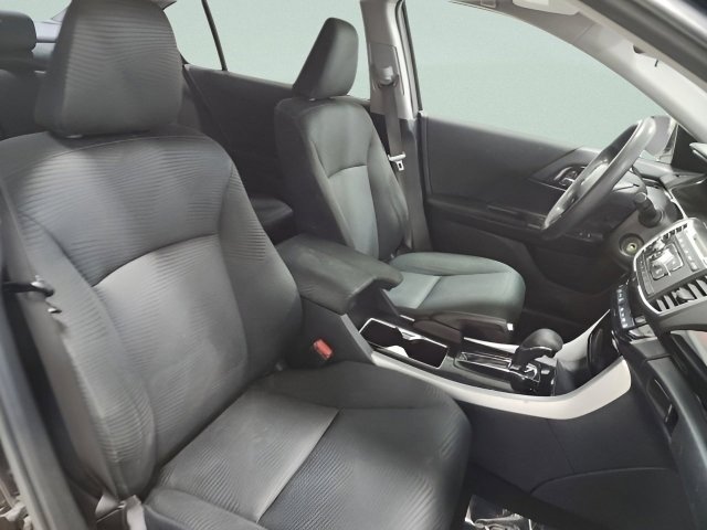 Used 2016 Honda Accord LX image 14