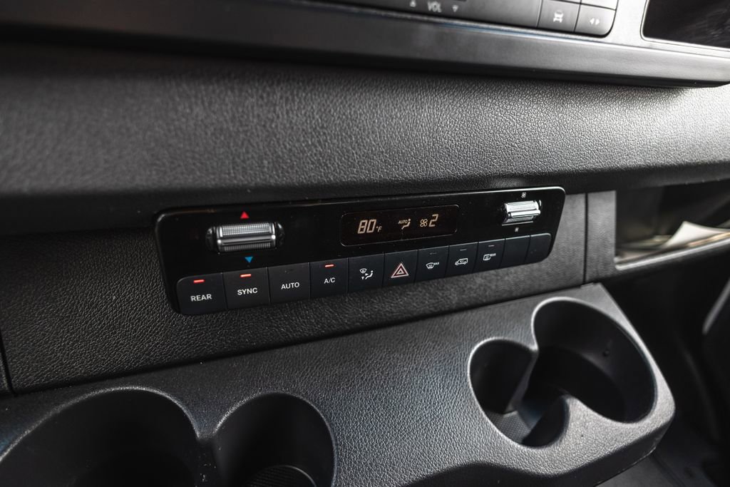 Used 2019 Mercedes-Benz Sprinter 2500 image 14