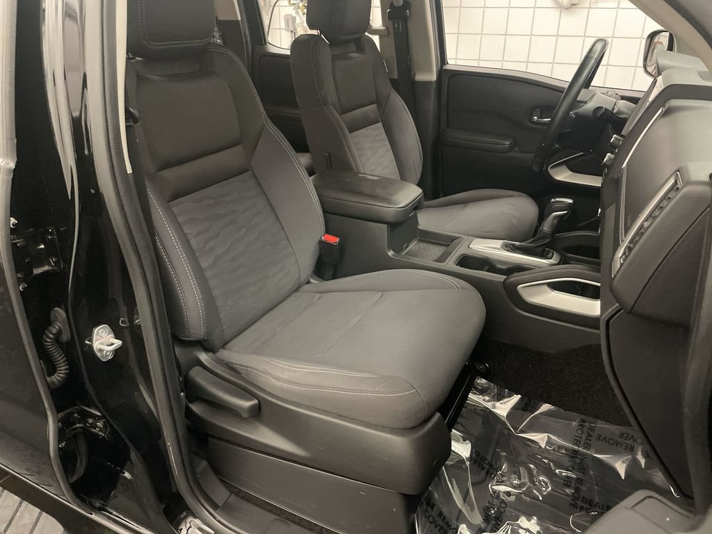 Used 2023 Nissan Frontier SV w/ SV Convenience Package AWD/4WD image 19