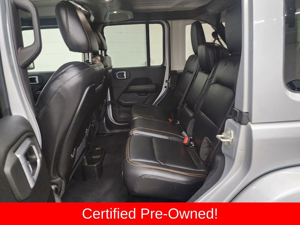 Certified 2024 Jeep Wrangler Unlimited Sahara w/ Technology Group AWD/4WD image 24