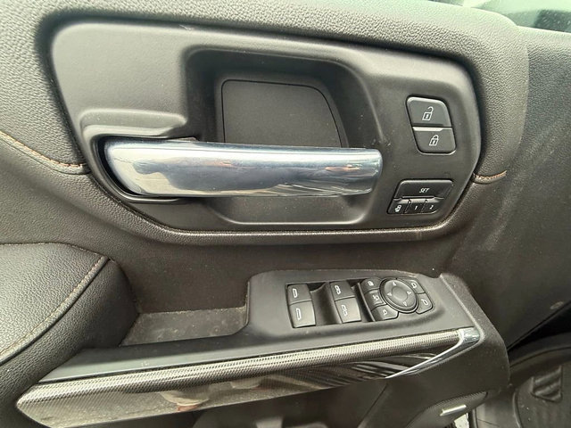 Used 2023 GMC Sierra 2500 AT4 w/ AT4 Premium Plus Package AWD/4WD image 34