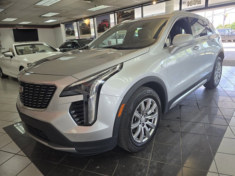 Used 2020 Cadillac XT4 Premium Luxury image 1