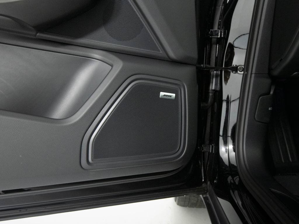 New 2026 Porsche Macan AWD/4WD image 22
