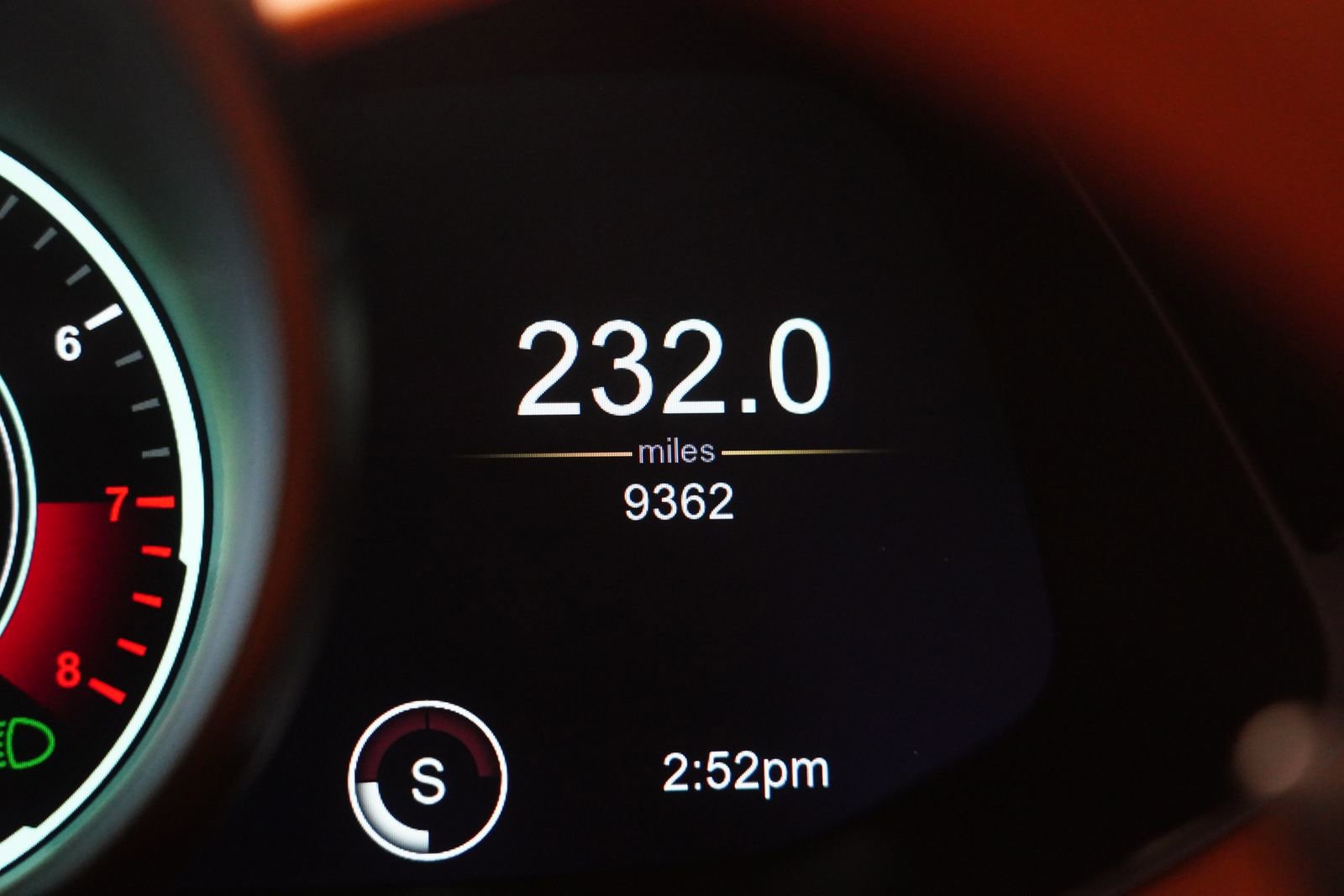 Used 2021 Aston Martin V8 Vantage Roadster RWD image 21