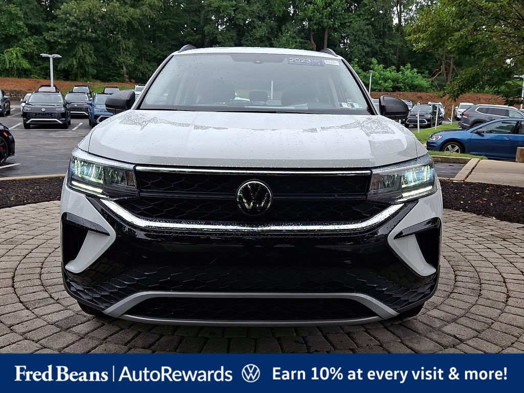 Certified 2023 Volkswagen Taos S AWD/4WD image 2