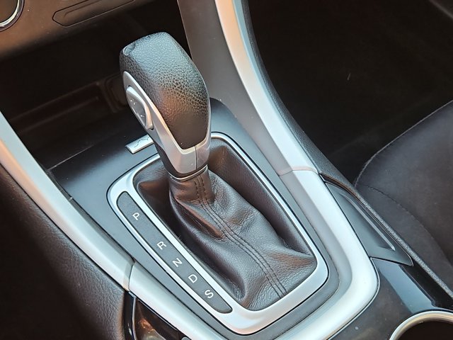 Used 2015 Ford Fusion SE FWD image 12