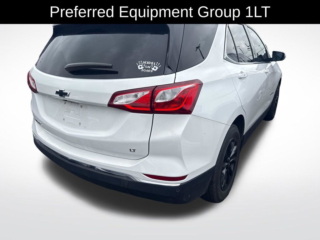 Used 2018 Chevrolet Equinox LT FWD image 2
