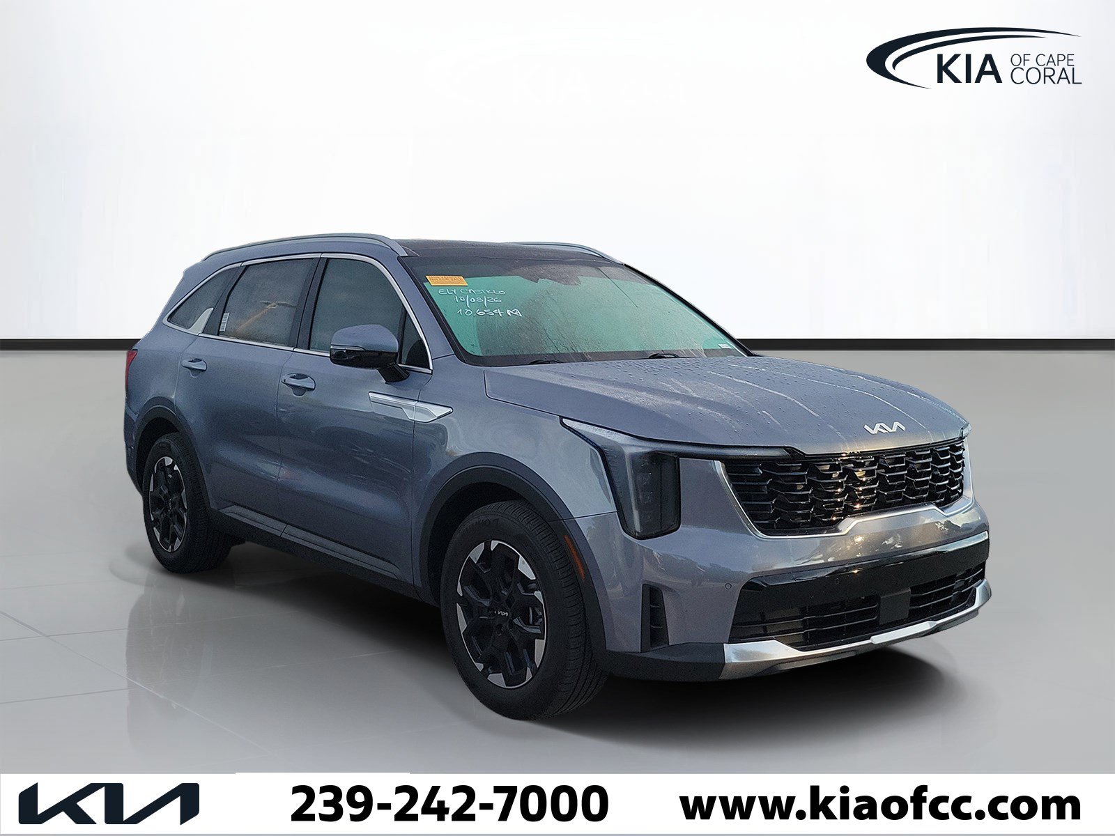 Certified 2024 Kia Sorento S w/ Panoramic Sunroof Package