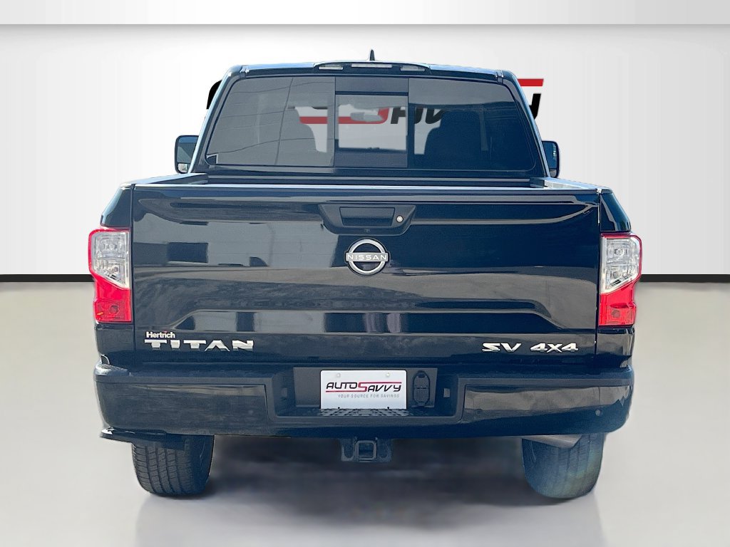 Used 2024 Nissan Titan SV w/ SV Convenience Package AWD/4WD image 6