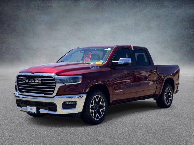 Used 2025 RAM 1500 Laramie AWD/4WD image 3