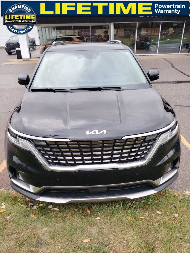 Used 2024 Kia Carnival SX