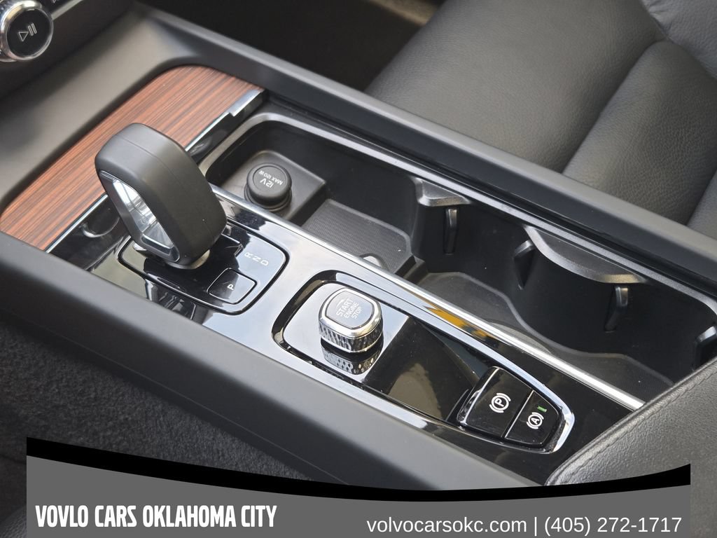 Used 2024 Volvo S60 B5 Plus w/ Protection Package Premier FWD image 17