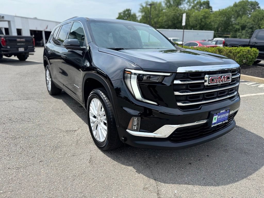 Used 2025 GMC Acadia Elevation w/ Elevation Premium Package AWD/4WD image 9