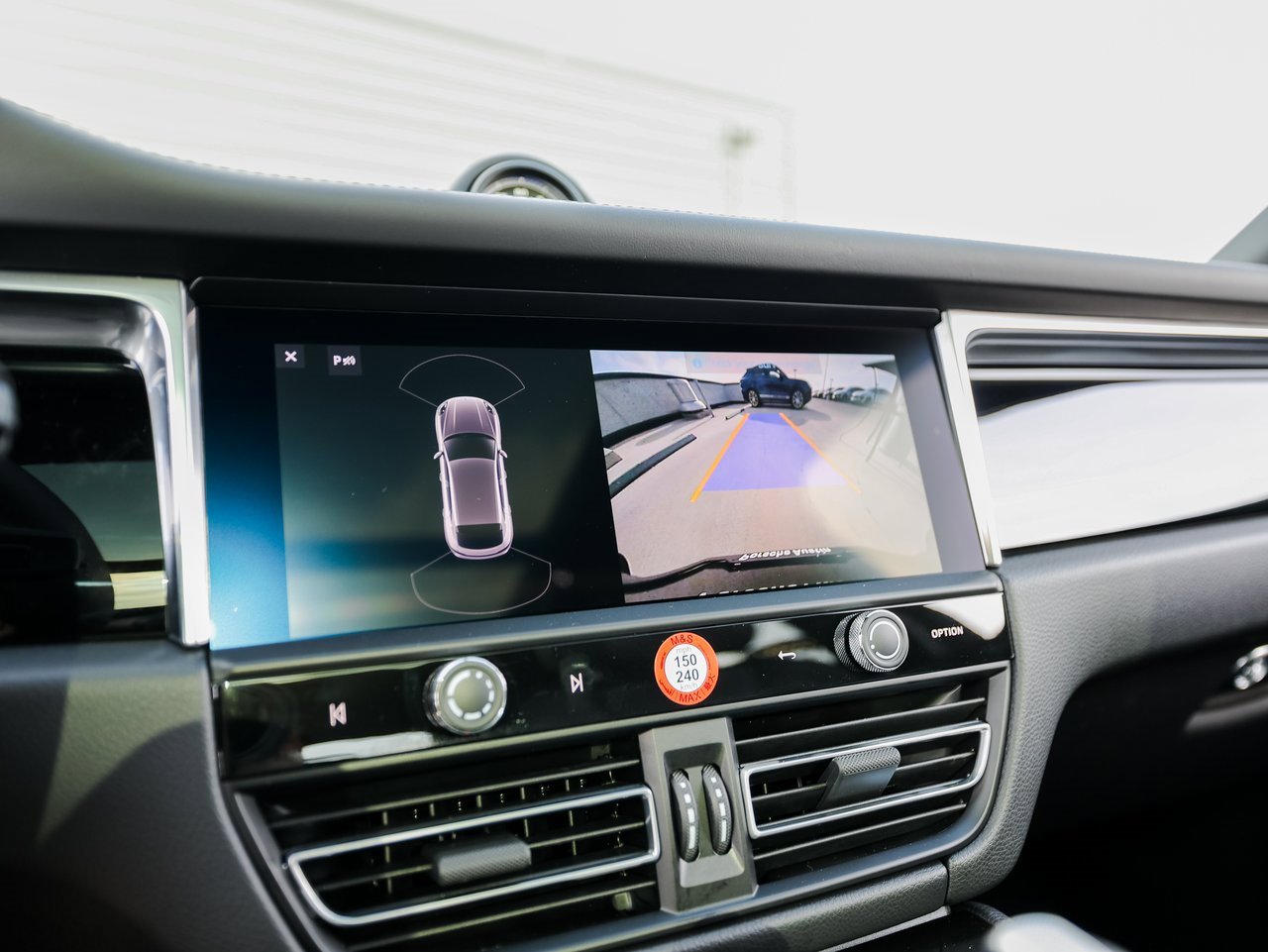 New 2026 Porsche Macan Turbo image 19