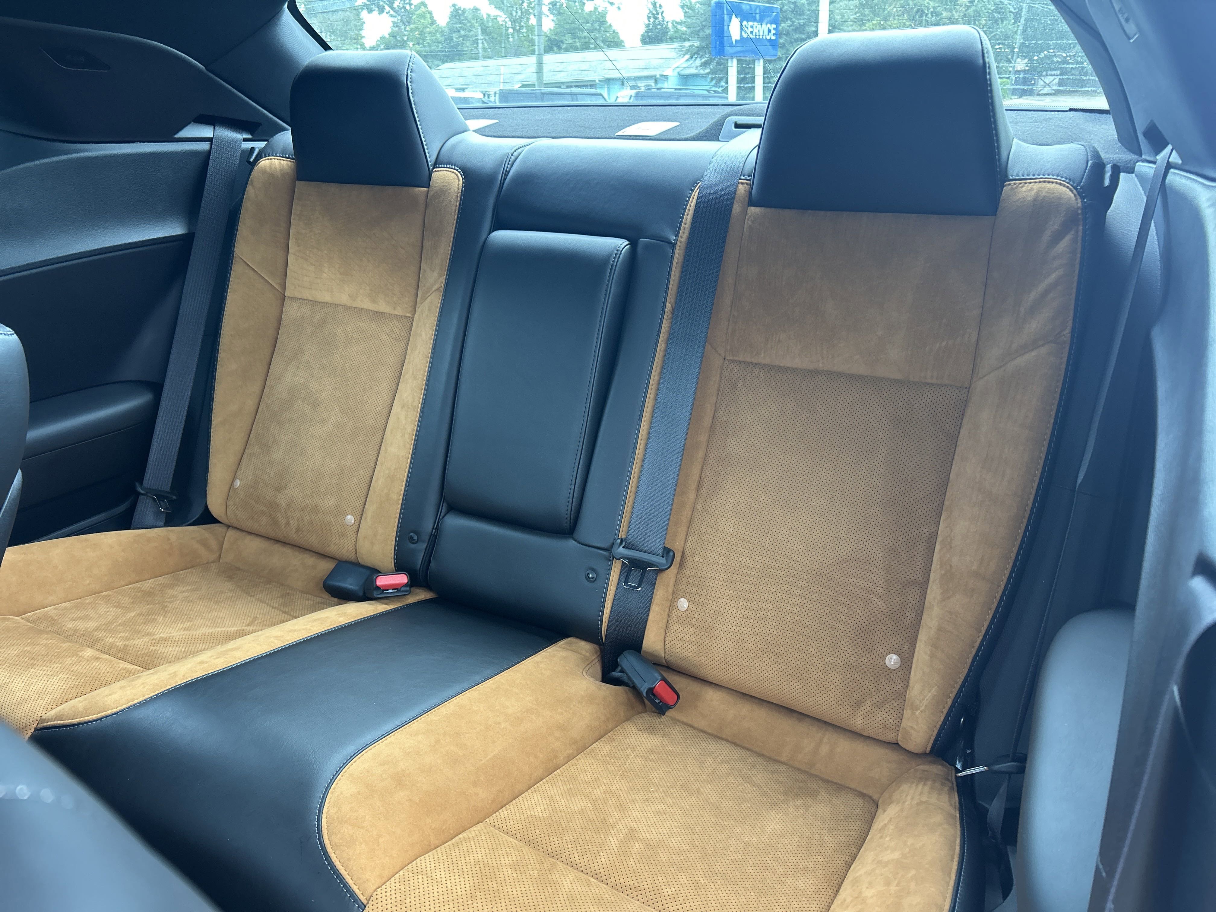 Used 2022 Dodge Challenger GT w/ Plus Package image 17