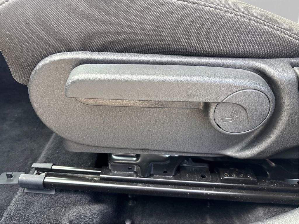 Certified 2026 Hyundai Kona SE AWD/4WD image 34