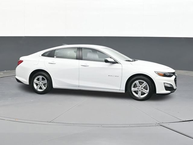 Used 2025 Chevrolet Malibu LS image 18