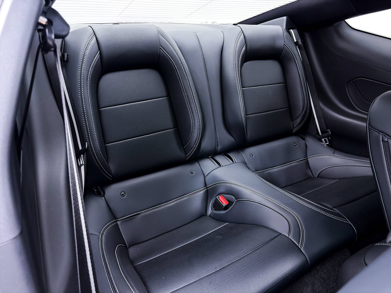 Used 2025 Ford Mustang GT Premium RWD image 46